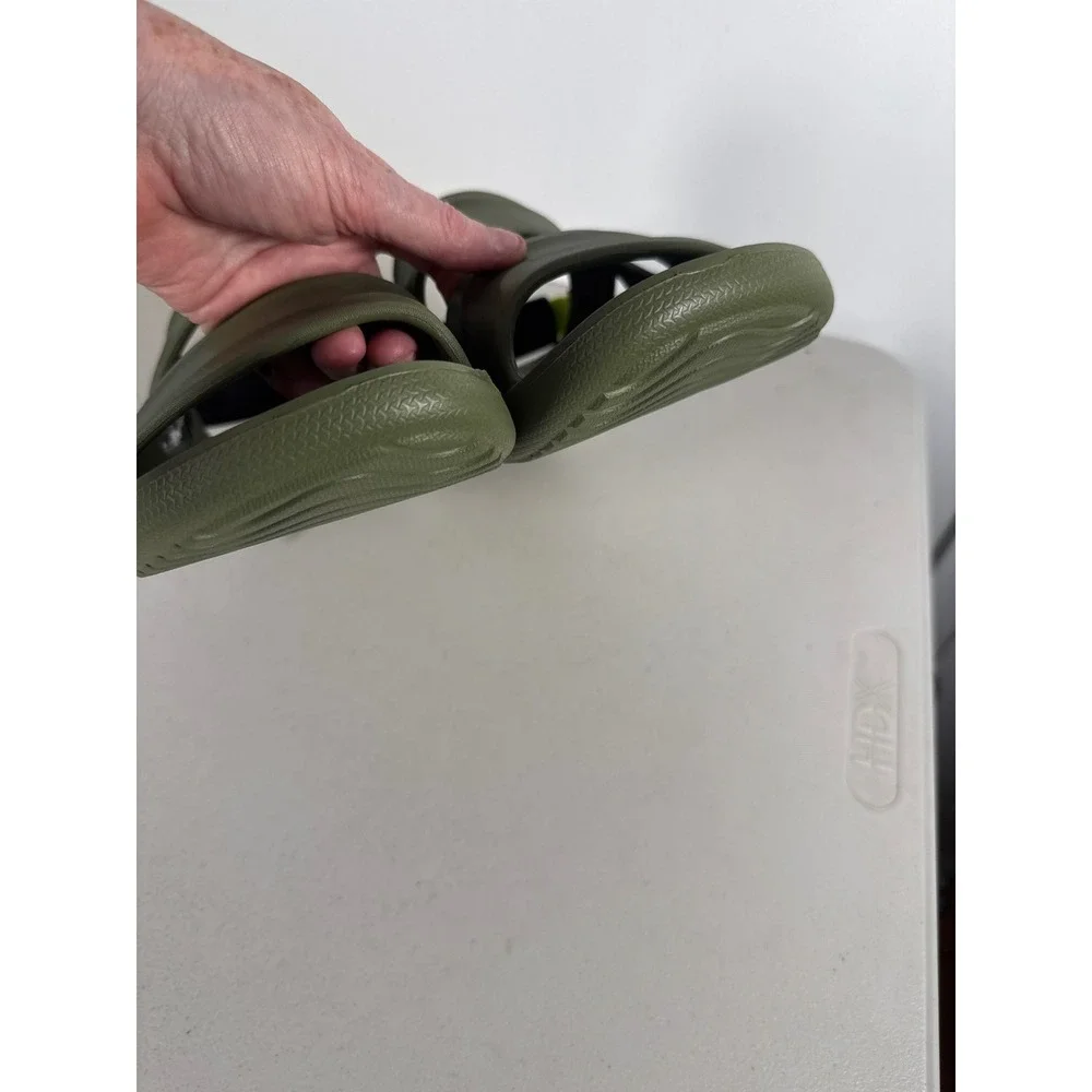 Rugged Shark Mens Water Active Sandals Olive Green Neon Yellow Floatable Size 12